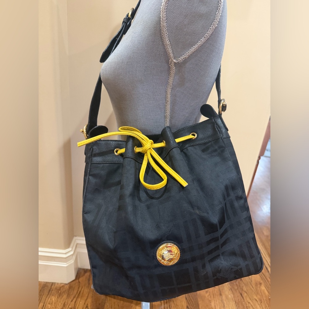 Burberrys Vintage Bucket Bag -please read for condition
